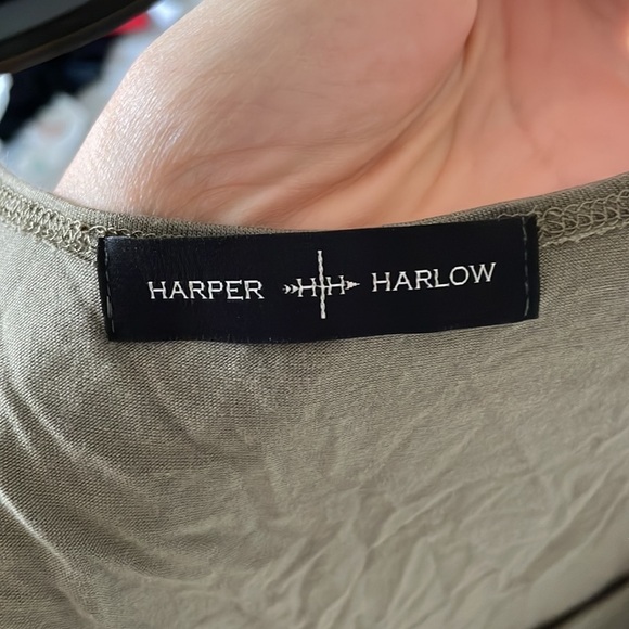 Harper & Harlow top Size S - Picture 4 of 4